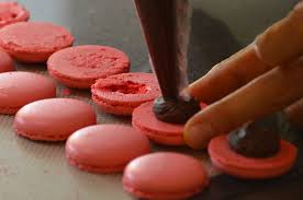 food-drink-cookery-classes-macaroon-making